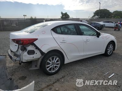 Trzecie zdjęcie samochodu z tyłu: 2017 MAZDA 3 SPORT VIN:3MZBN1U76HM154693 - miniatura