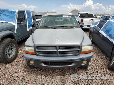 Piąte zdjęcie samochodu w środku: 2002 DODGE DAKOTA QUAD SPORT VIN:1B7HG38N52S697219 - miniatura