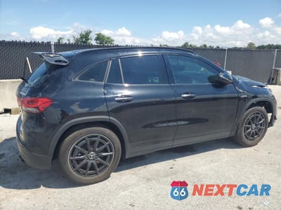 Trzecie zdjęcie samochodu z tyłu: 2023 MERCEDES-BENZ GLA 45 AMG VIN:W1N4N5DB7PJ524979 - miniatura