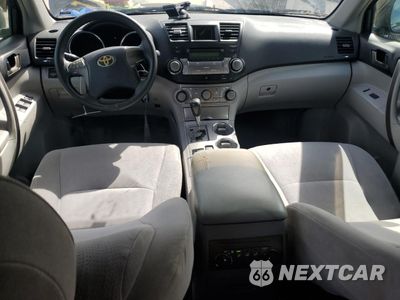 Zdjęcie 8 z 13 samochodu: 2010 TOYOTA HIGHLANDER SE VIN:JTEKK3EH5A2095630 - miniatura