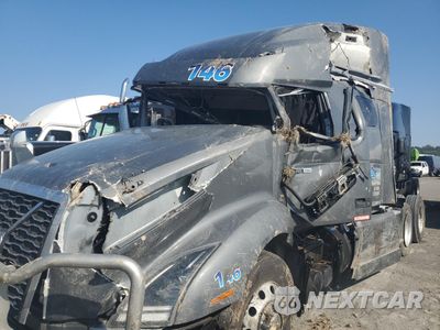 Zdjęcie 9 z 10 samochodu: 2022 VOLVO VNL SEMI TRUCK VIN:4V4NC9EH0NN290836 - miniatura