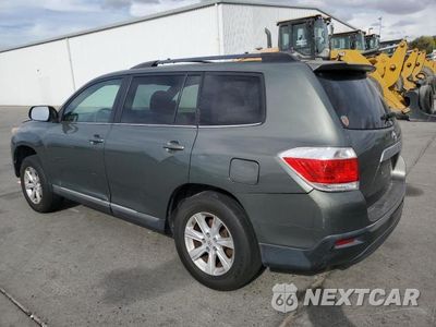 Drugie zdjęcie samochodu z przodu: 2013 TOYOTA HIGHLANDER BASE VIN:5TDZK3EH6DS115061 - miniatura