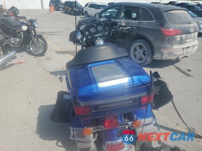 Czwarte zdjęcie samochodu z boku: 2009 HARLEY-DAVIDSON FLHTCU VIN:1HD1FC4179Y682962 - miniatura