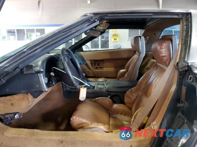 Zdjęcie 7 z 12 samochodu: 1990 CHEVROLET CORVETTE VIN:1G1YY2388L5105569 - miniatura