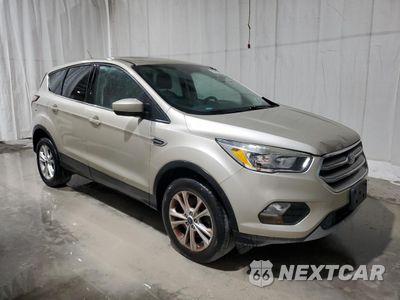 Czwarte zdjęcie samochodu z boku: 2017 FORD ESCAPE SE VIN:1FMCU9GD5HUD71282 - miniatura