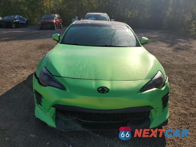 Piąte zdjęcie samochodu w środku: 2017 TOYOTA 86 BASE VIN:JF1ZNAA18H9706894 - miniatura