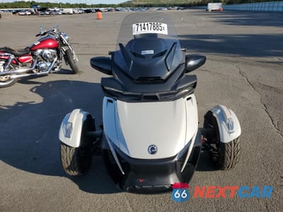 Drugie zdjęcie samochodu z przodu: 2021 CAN-AM SPYDER ROADSTER RT VIN:2BXNBDD22MV003262 - miniatura