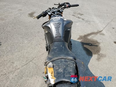 Zdjęcie 6 z 9 samochodu: 2012 YAMAHA FZ8 N VIN:JYARN27E2CA001621 - miniatura