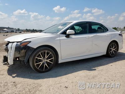 2021 TOYOTA CAMRY SE 4T1G11AK7MU543549 - główne zdjęcie licytacji z USA - miniatura
