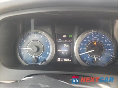 Zdjęcie 9 z 13 samochodu: 2018 TOYOTA SIENNA XLE VIN:5TDYZ3DC3JS944887 - miniatura