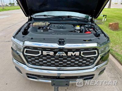 Zdjęcie 7 z 10 samochodu: 2025 RAM 1500 BIG HORN/LONE STAR VIN:1C6SRFFP3SN562722 - miniatura