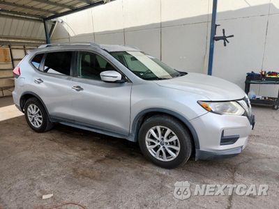 Czwarte zdjęcie samochodu z boku: 2017 NISSAN ROGUE S VIN:KNMAT2MT6HP545036 - miniatura