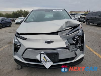 Piąte zdjęcie samochodu w środku: 2023 CHEVROLET BOLT EV 1LT VIN:1G1FW6S00P4192427 - miniatura