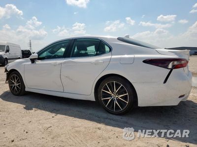 Trzecie zdjęcie samochodu z tyłu: 2021 TOYOTA CAMRY SE VIN:4T1G11AK7MU543549 - miniatura