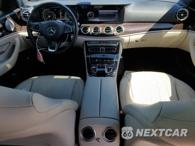 Zdjęcie 8 z 13 samochodu: 2017 MERCEDES-BENZ E 300 VIN:WDDZF4JB0HA257569 - miniatura