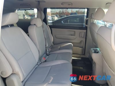 Zdjęcie 11 z 14 samochodu: 2020 KIA SEDONA LX VIN:KNDMB5C15L6568923 - miniatura