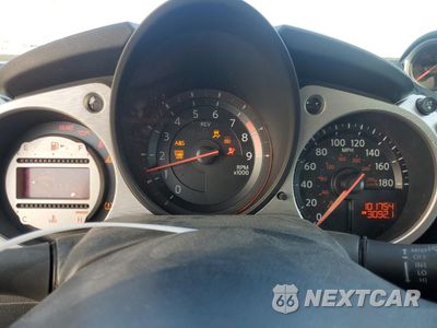 Zdjęcie 9 z 13 samochodu: 2010 NISSAN 370Z VIN:JN1AZ4EH2AM506040 - miniatura