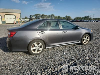 Trzecie zdjęcie samochodu z tyłu: 2014 TOYOTA CAMRY L VIN:4T1BF1FK1EU445865 - miniatura