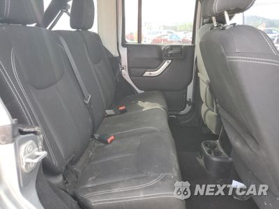 Zdjęcie 11 z 13 samochodu: 2015 JEEP WRANGLER UNLIMITED SAHARA VIN:1C4BJWEG6FL587830 - miniatura