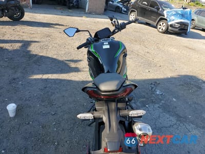 Czwarte zdjęcie samochodu z boku: 2025 KAWASAKI ZR900 T VIN:ML5ZRDT1XSDA01657 - miniatura