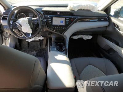 Zdjęcie 8 z 14 samochodu: 2020 TOYOTA CAMRY LE VIN:4T1C11AK9LU871343 - miniatura