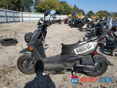 Trzecie zdjęcie samochodu z tyłu: 2015 YAMAHA YW50 F VIN:RKRSA43A2FA122419 - miniatura