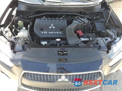 Zdjęcie 12 z 13 samochodu: 2011 MITSUBISHI OUTLANDER GT VIN:JA4JT5AX9BU011167 - miniatura