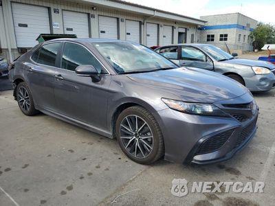 Czwarte zdjęcie samochodu z boku: 2023 TOYOTA CAMRY SE NIGHT SHADE VIN:4T1G11AK4PU758004 - miniatura