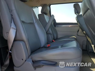 Zdjęcie 11 z 13 samochodu: 2010 VOLKSWAGEN ROUTAN SE VIN:2V4RW3D18AR348281 - miniatura