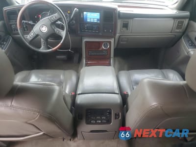 Zdjęcie 8 z 15 samochodu: 2005 CADILLAC ESCALADE LUXURY VIN:1GYEK63N15R222134 - miniatura