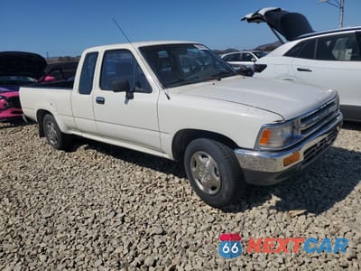 Czwarte zdjęcie samochodu z boku: 1989 TOYOTA PICKUP 1/2 TON EXTRA LONG WHEELBASE DLX VIN:JT4RN93P6K0001422 - miniatura