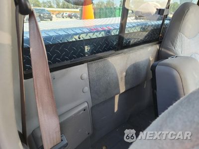 Zdjęcie 10 z 14 samochodu: 2002 MAZDA B3000 VIN:4F4YR12U02TM05346 - miniatura