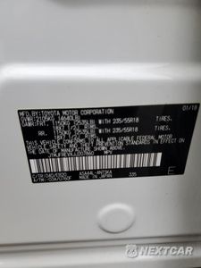 Zdjęcie 13 z 14 samochodu: 2018 TOYOTA RAV4 SE VIN:JTMJFREVXJJ207860 - miniatura