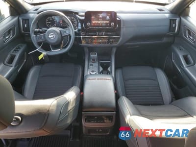 Zdjęcie 8 z 13 samochodu: 2024 NISSAN PATHFINDER ROCK CREEK VIN:5N1DR3BD8RC263210 - miniatura