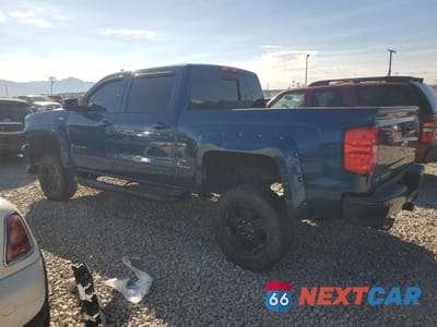 Drugie zdjęcie samochodu z przodu: 2017 CHEVROLET SILVERADO K1500 LT VIN:3GCUKREC4HG103609 - miniatura