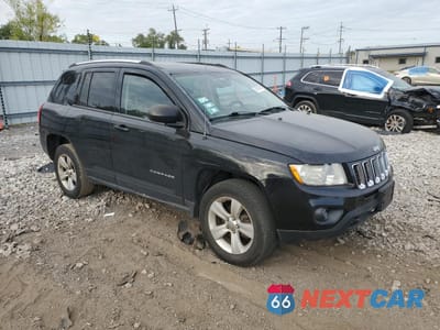 Czwarte zdjęcie samochodu z boku: 2012 JEEP COMPASS LIMITED VIN:1C4NJDCB6CD523706 - miniatura