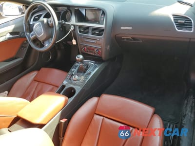 Zdjęcie 8 z 12 samochodu: 2009 AUDI S5 QUATTRO VIN:WAURV78T89A038273 - miniatura