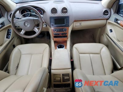 Zdjęcie 8 z 14 samochodu: 2008 MERCEDES-BENZ GL450 VIN:4JGBF71E68A325960 - miniatura