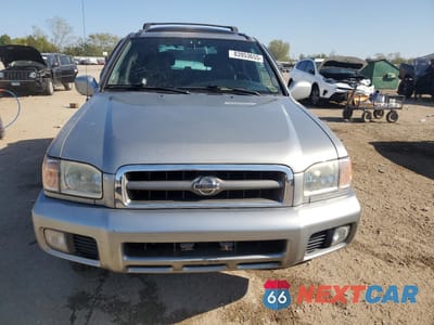 Piąte zdjęcie samochodu w środku: 2001 NISSAN PATHFINDER LE VIN:JN8DR09Y91W576513 - miniatura