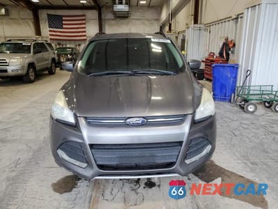 Piąte zdjęcie samochodu w środku: 2014 FORD ESCAPE SE VIN:1FMCU9G98EUA95672 - miniatura