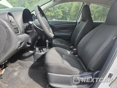 Zdjęcie 7 z 12 samochodu: 2017 NISSAN VERSA S VIN:3N1CN7AP1HL903715 - miniatura
