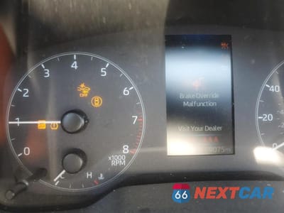 Zdjęcie 9 z 12 samochodu: 2024 TOYOTA COROLLA CROSS LE VIN:7MUBAAAG5RV092567 - miniatura