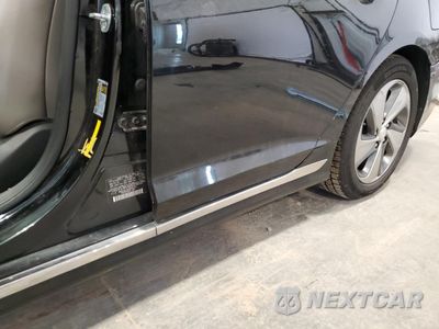 Zdjęcie 12 z 13 samochodu: 2017 HYUNDAI SONATA PLUG-IN HYBRID VIN:KMHE54L26HA045165 - miniatura