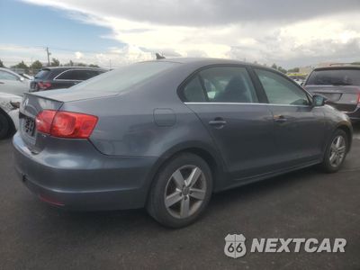 Trzecie zdjęcie samochodu z tyłu: 2014 VOLKSWAGEN JETTA TDI VIN:3VWLL7AJ4EM385553 - miniatura