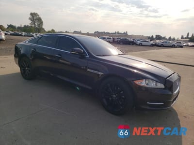 Czwarte zdjęcie samochodu z boku: 2011 JAGUAR XJL VIN:SAJWA2GB8BLV18094 - miniatura