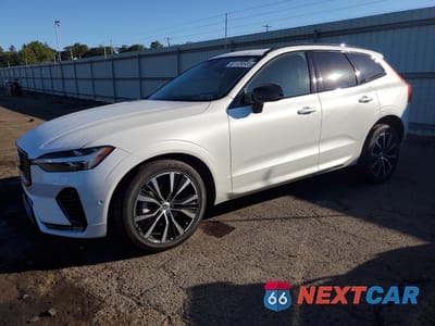 2024 VOLVO XC60 PLUS YV4L12RL7R1712674 - główne zdjęcie licytacji z USA - miniatura