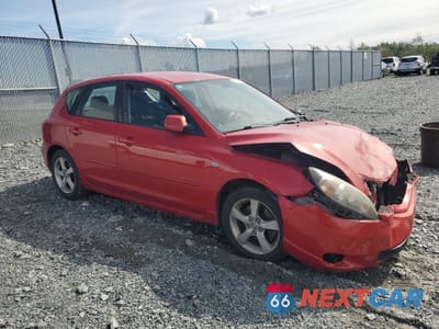 Czwarte zdjęcie samochodu z boku: 2005 MAZDA 3 HATCHBACK VIN:JM1BK143251337803 - miniatura