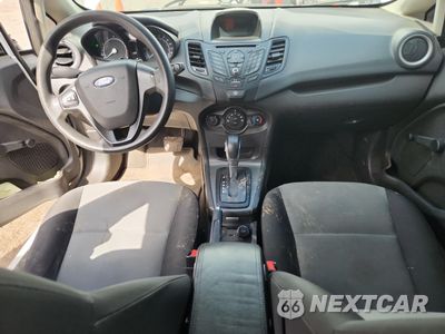 Zdjęcie 8 z 12 samochodu: 2015 FORD FIESTA S VIN:3FADP4TJ0FM221988 - miniatura