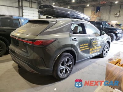Trzecie zdjęcie samochodu z tyłu: 2024 LEXUS RX 350H BASE VIN:2T2BBMCA8RC034166 - miniatura