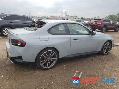 Trzecie zdjęcie samochodu z tyłu: 2022 BMW M240XI VIN:3MW53CM07N8C36356 - miniatura